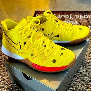 Kyrie Five SpongeBob SquarePants Unisex will fit women’s size 8